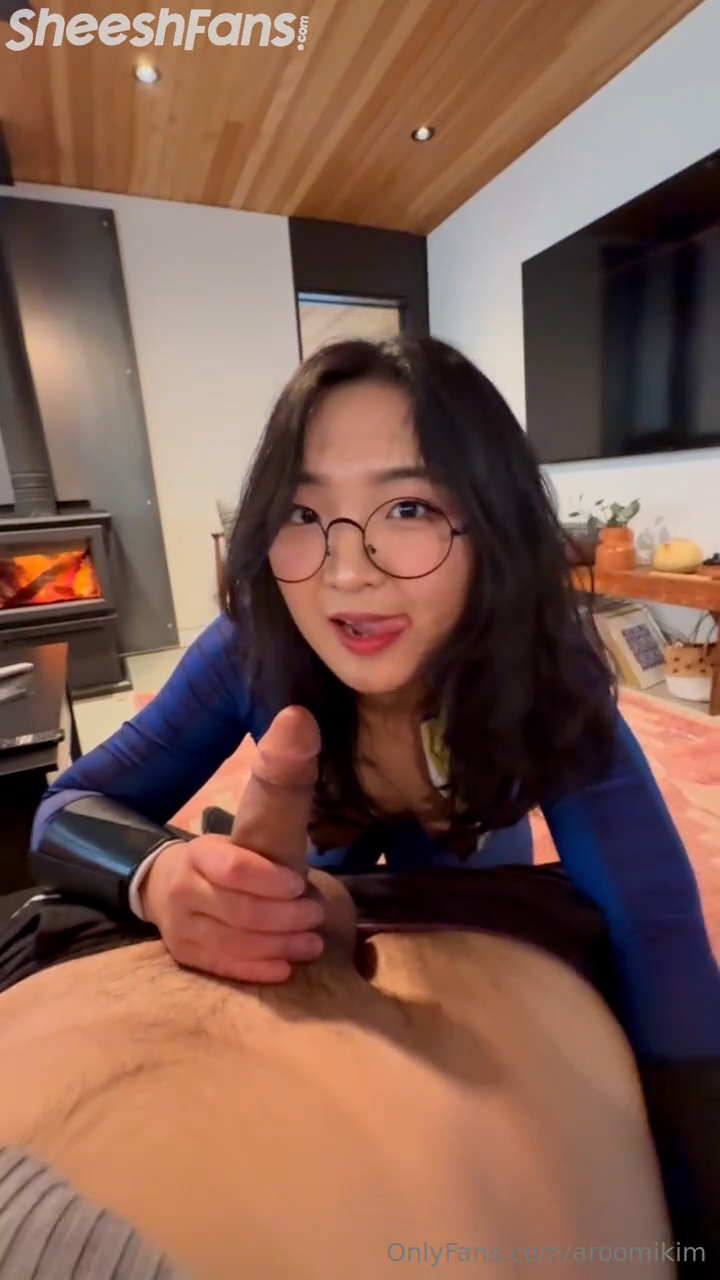 Aroomi Kim Deepthroat big Cock very Lewd Onlyfans Sextape